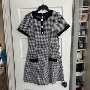 Voodoo Vixen Black & White Houndstooth Short Sleeve Shift 60s mod ska Dress XL